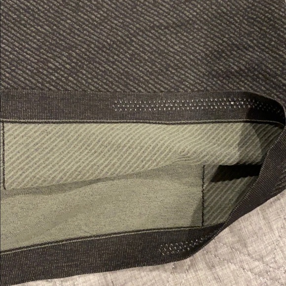 Athleta Fitted Workout Tank NWT - Picture 8 of 8